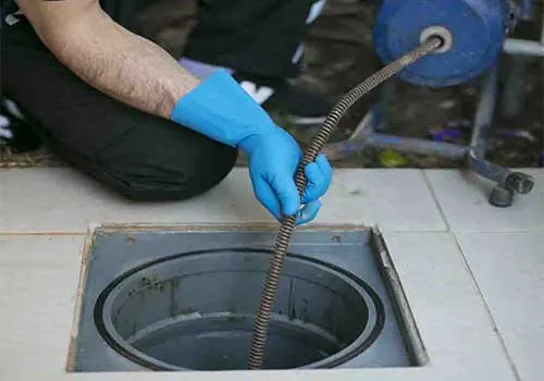 Desentupimento de caixa de gordura 24 horas - {seop} - Curitiba - Paraná Ligue 41 3527-5655 ou Clique aqui e acesse pelo   (41) 997079784 Já sabe como consertar a caixa de gordura ? Este processo é mais simples do que parece, já que irá ajudá-lo a ter sucesso na limpeza e manutenção da casa. A caixa de gordura é um dispositivo que fica, geralmente, entre o corte que se realiza a conexão da pia da cozinha, e no poço da rede de águas residuais que se realiza a coleta das águas residuais, e será independente de gordura, a água que é utilizada na preparação de alguns dos utensílios da cozinha. Caixa de gordura: a veja como limpar! Para entender como funciona a armadilha de gordura A importância de limpar a caixa de gordura Os principais problemas da caixa de gordura Como consertar a caixa de gordura: o que há na caixa de gordura Como consertar a caixa de gordura: Como limpar? A Forma mais recomendada para a limpeza de caixas de gordura Veja esse Video o benefício de usar um equipamento profissional Para entender como funciona a armadilha de gordura A carcaça da caixa de gordura impede que a gordura que vem na pia da cozinha que está depositada na tubulação que leva à obstrução das canalizações por causa da grande quantidade de restos de gordura. Isso pode causar a obstrução de um ou até mesmo os mais graves problemas da rede de esgoto da cidade. A importância de limpar a caixa de gordura A importância da limpeza da caixa de Gordura, é muito grande, já que a falta de um serviço de limpeza gera muitos problemas como os maus odores, insetos, animais, como os ratos, e muito mais. Desentupimento de caixa de gordura 24 horas no {seop}-Curitiba Os principais problemas da caixa de gordura Conheça alguns dos principais problemas gerados por não realizar a limpeza da caixa de gordura: – Cheira mal o tempo todo, que chega a invadir a casa dos vizinhos – A fuga da tubulação que sai da pia, pode causar problemas sérios – Caixa de gordura gera muita sujeira sem a devida manutenção – Promover a criação e a infestação de baratas e outros insetos. – Entopem as tubulações uma vez que elas recebem os dejetos da caixa de gordura Como consertar a caixa de gordura: o que há na caixa de gordura Se você quer entender como desentupir a caixa de gordura, que em um primeiro momento, tem que saber o que funciona. A caixa de gordura funciona como um depósito, que é obtido de gorduras e os resíduos que saem da fonte ao dreno. Esta caixa de gordura que tem na parede separadora, perto do centro, através de uma passagem em que está localizada na parte de baixo, por onde passa a água que chega à tubulação de esgoto. Na parte em que se encontra, e a gordura que está flutuando na parte superior desta água fica preso na parte superior e na parede da caixa e da qual não pode escapar, juntamente com a água, ao ser liberado, de acordo com a caixa vai enchendo-se. Desentupimento de caixa de gordura 24 horas no {seop}-Curitiba Pode-Se fazer a limpeza da caixa de gordura através da utilização de uma concha, como o programa de forma manual, com as luvas e as mãos na massa, em todos os sentidos. A Forma mais recomendada para a limpeza de caixas de gordura Também se pode arranjar, nos casos mais graves, conte com a ajuda de uma empresa especializada neste tipo de serviços. recomendamos a desentupidora capital para aqueles que moram em BH e região! Entre as vantagens eles não cobram orçamento nem taxa de deslocamento, vão até à sua residência pra fazer um diagnóstico detalhado feito pelos profissionais da equipe, ligue ou acesse pelo chat ou whatsapp! conheça a máquina profissional de desentupir esgotos Conte com DESENTUPIDORA ÚNICA  Veja Mais! EFLUENTES INDUSTRIAIS LICENCIAMENTO AMBIENTAL LICENÇA PRÉVIA TRATAMENTO DE ESGOTO ATERROS SANITÁRIO IBAMA Clique aqui e Acesse nosso Site principal Desentupimento de Caixa de gordura 24 horas no {seop} em Curitiba Ligue 41 3527-5655 ou Clique aqui e acesse pelo   (41) 997079784 Acompanhe-nos pela rede social DESENTUPIDORAUNICA Desentupimento de caixa de gordura 24 horas - {seop}